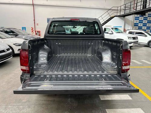 Imagen 8 de 25 de Volkswagen Amarok 2023 2.0 Cd Tdi 180cv Comfortline At