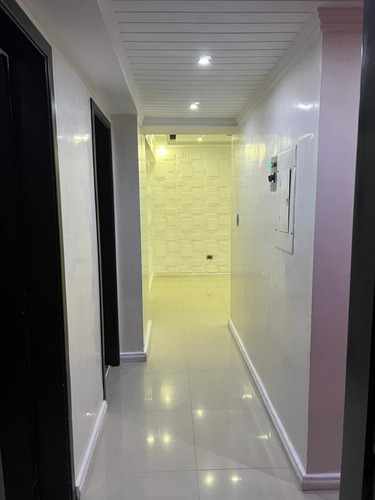 Imagen 7 de 17 de Belkliag/ Vende Lujoso Apartamento Equipado En El Parral Velencia (mlong)