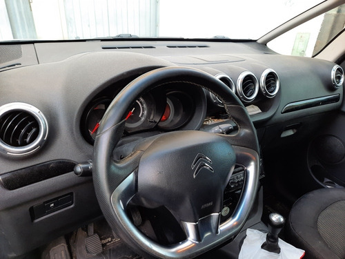 Imagen 6 de 10 de Citroën C3 Picasso 1.6 Sx 110cv 2013