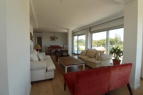 Mansa - Ref: 7492