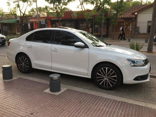 Volkswagen Vento 2.5 Luxury 170cv Tiptronic 2014