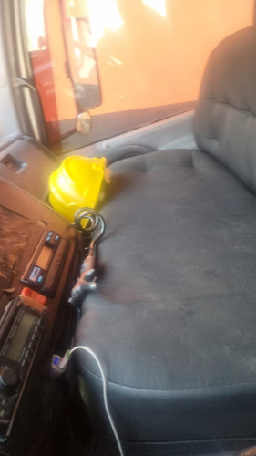 Mb Atego 1418 Ano 2006 Trucado Gabine Com Interclima Carroce