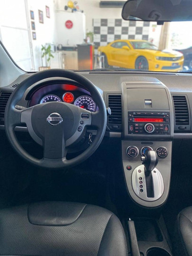Nissan Sentra 2.0 16v Flex 4p Automático