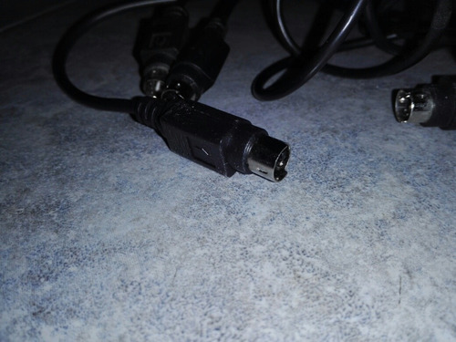 2 Cables De S-video Super Video 4 Pines Macho 2 Mts