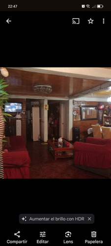 Casa Con Local Comercial