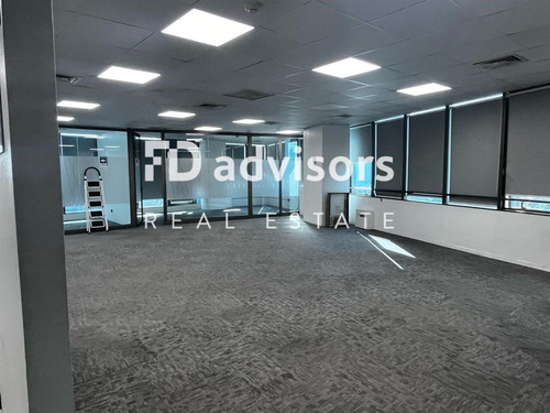 Oficina Con Terraza 272 M2 Providencia Andrés Bello