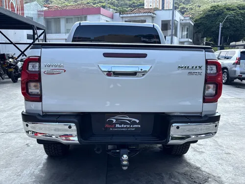 Toyota Hilux 4.0l Tp 4000cc 4x4 7ab Tc R17