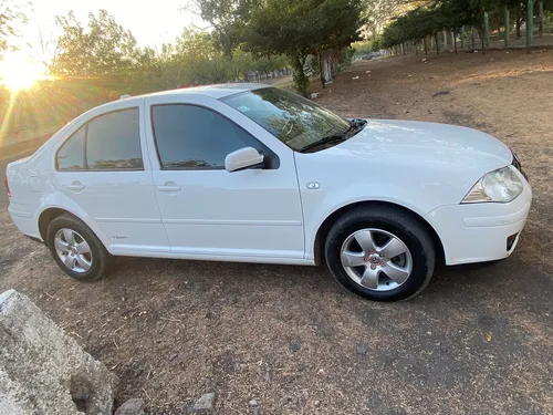 Volkswagen Jetta Clásico 2.0 Cl 5vel Aa Mt
