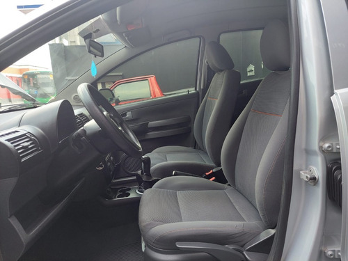Imagem 11 de 13 de Volkswagen Fox