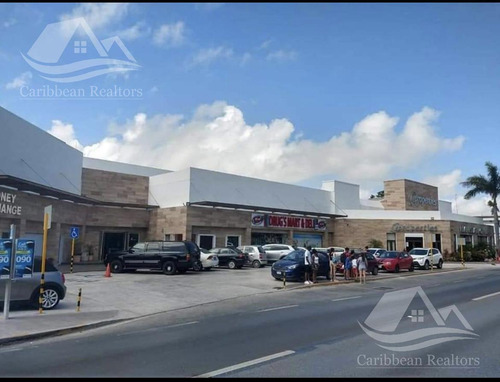 Imagen 1 de 9 de Local En Renta En Plaza Nautilus Boulevard Kukulcán Kilómetro 3.5 Zona Hotelera