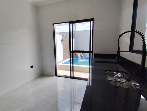 Casa Para Venda Em Mongaguá