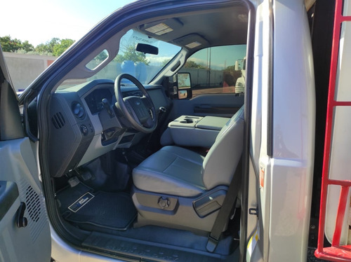 Imagen 5 de 13 de Camiones Plataforma Ford F-350 Super Duty