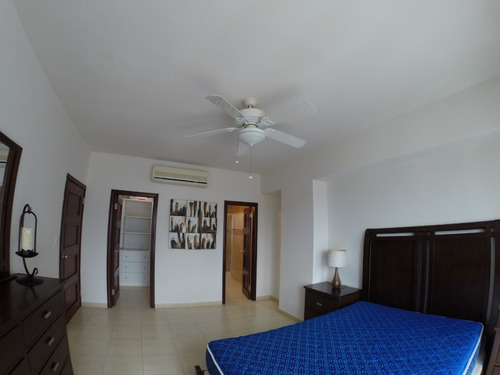 Imagen 6 de 13 de Venta Avenida Balboa, 2 Recamaras,2 Baños, Amoblado