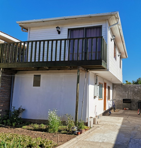 Imagen 1 de 13 de Arriendo Cabaña Hasta 7 Personas, Pichilemu