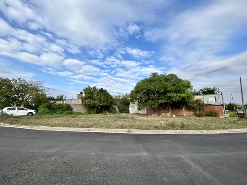 Terreno A La Venta En Lujan Barrio San Bernardo