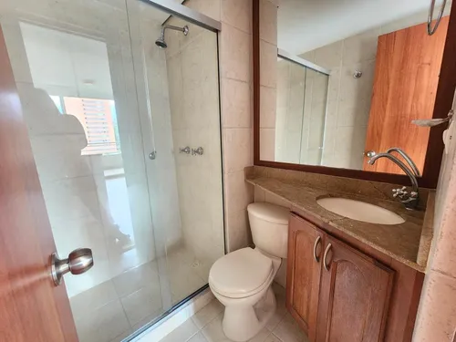 Apartamento En Venta En Los Balsos. Cod V11997