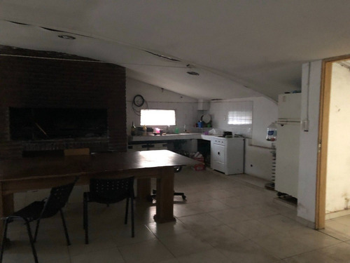 Imagen 13 de 23 de Casa, Galpones Y Oficina S/cuatro Lotes, Bº San Martin Bahía Blanca U$s 240000
