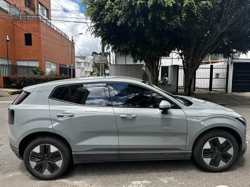 Volvo EX30 Core