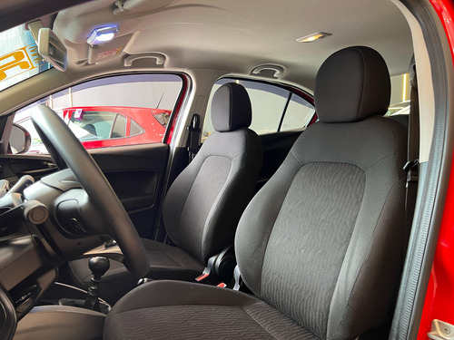 Fiat Cronos 1.3 Flex 4p