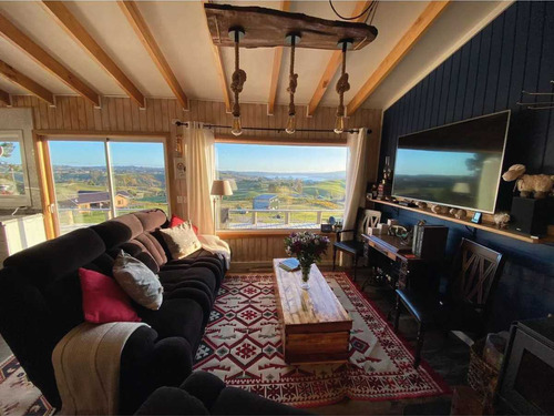 Hermosa Casa En Rilan, Chiloe (82987)