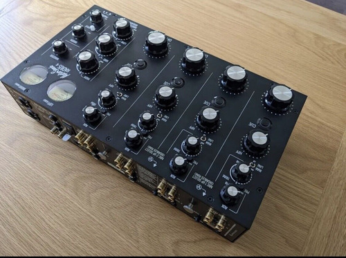 Imagen 3 de 3 de Mastersounds Radius 4 Dj Rotary Mixer With Box Jh