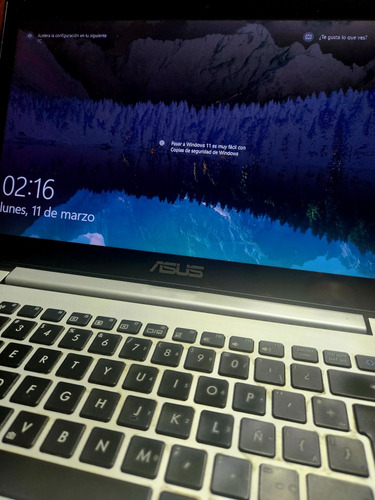 Asus Vivobook S400c Touchscreen. 500 Gb. Windows 10. Hd.