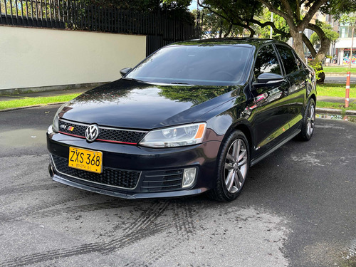 Volkswagen Jetta 2.0 Gli