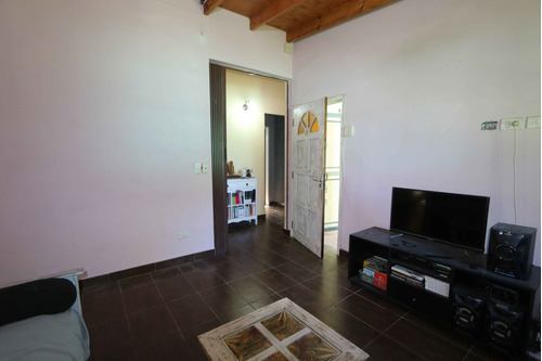 Imagen 7 de 30 de Venta Casa Quinta Virrey Del Pino Extenso Lote. Si Algo Nos Dejó La Pandemia Es La Necesidad De Vivir Con Espacio, Naturaleza Y Disfrutando De La Familia. Un Entorno Ideal Para Tu Gente. Inmobiliaria