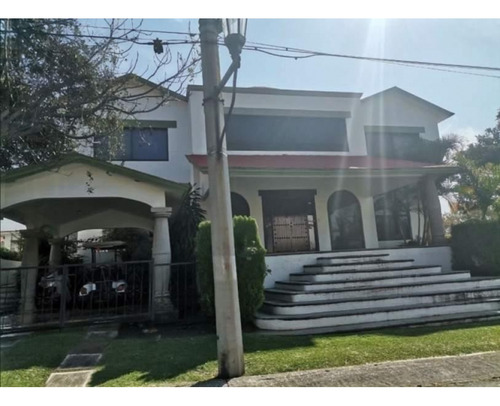 Casa En Remate En Atlatlahuacan Morelos, F-768
