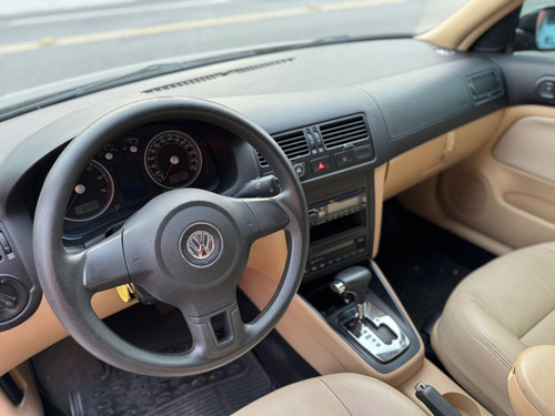 Volkswagen Bora 2.0 Total Flex 4p Automática