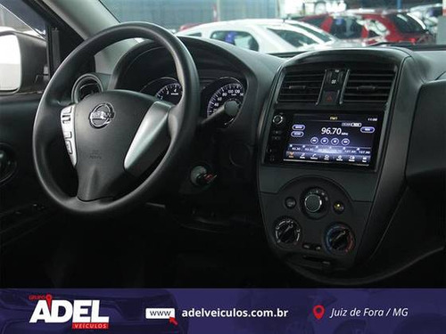 Nissan Versa 1.6 16V FLEX V-DRIVE PLUS XTRONIC
