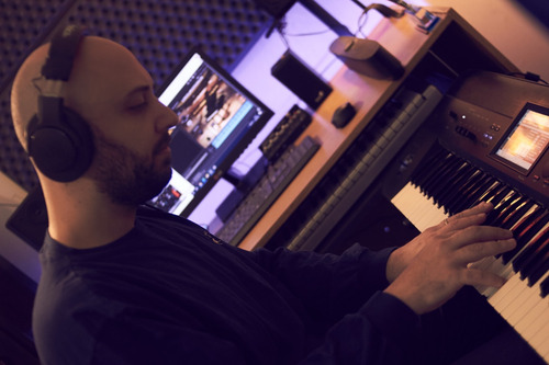 Imagen 2 de 10 de Clases De Piano, Teclado, Composición (zona Once O Virtual)
