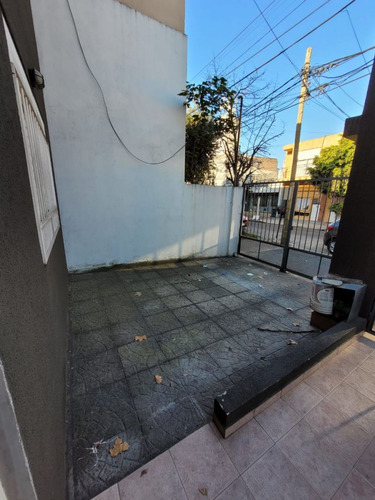 Ph 2 Ambientes Con Patio Y Cochera