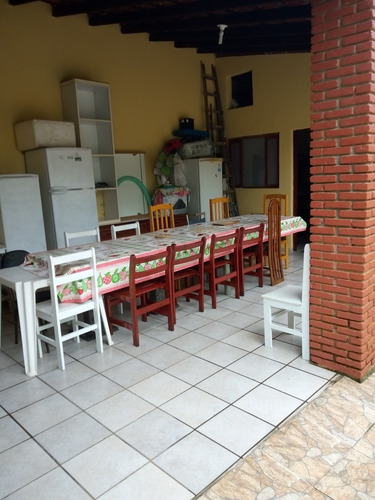 Casa Com Piscina 100m Da Praia - Frente A Praça - Temporada