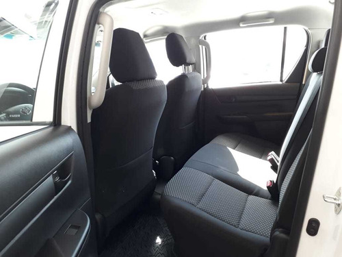 Toyota Hilux 2.4 Cd Dx 150cv 4x2 My21