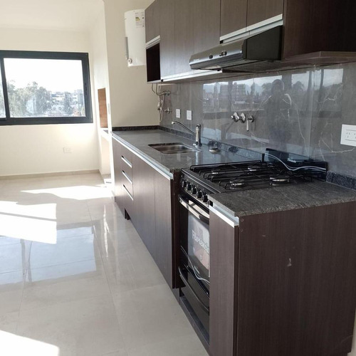 Departamento, Venta 1 Dormitorio En Suite, Pileta, Quincho. Villa Carlos Paz.