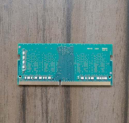 Memória Ram Notebook 4gb 2400mhz Samsung M471a5244cb0-crc