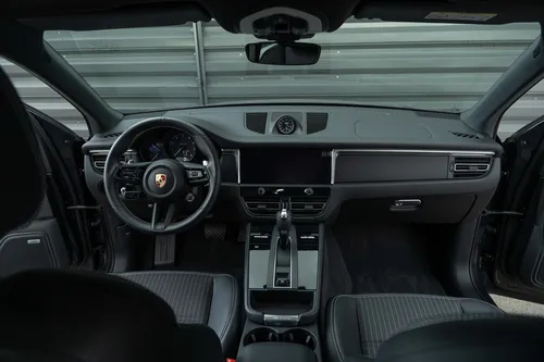 Porsche Macan T