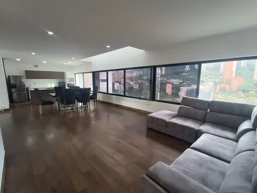 Apartamento En Arriendo Ubicado En El Poblado Sector San Lucas (27093).