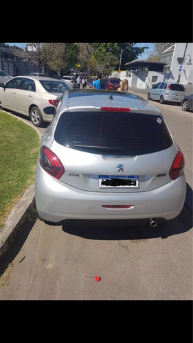Peugeot 208 1.6 Allure 2017