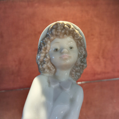 Figura De Porcelana Nao Lladro Antigua Señorita Joven Niña Azul Acero (Usado)