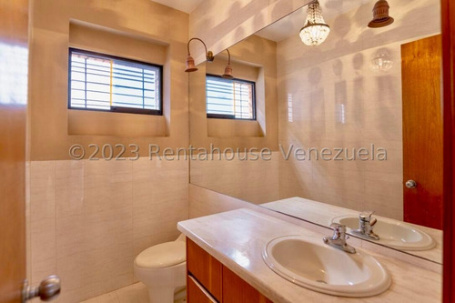 Imagen 8 de 27 de Espectacular Casa Amplia Y Bien Distribuida En Venta Altamira Caracas 23-28229