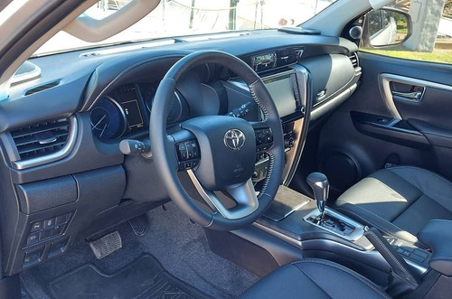Toyota Sw4 2.8 Srx 204cv 4x4 7as At