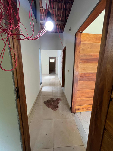 Uma Casa Maravilhosa Para Vender No Povoado Pontal!