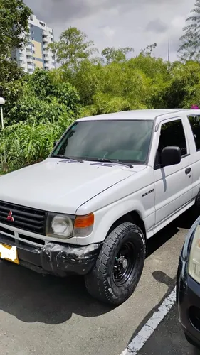 Mitsubishi Montero 2.4 V11