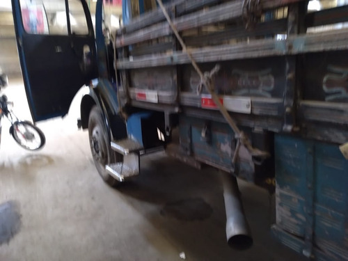 Imagem 3 de 15 de Caminhão Mercedes Benz 1113