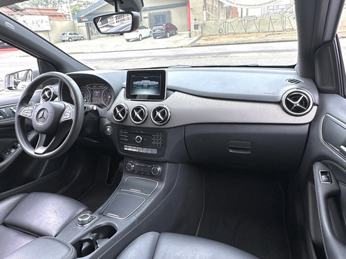 Mercedes-Benz B 200 1.6 TURBO 16V FLEX 4P AUTOMATIZADO