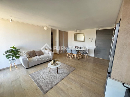 Amplio Departamento En Venta De 2 Dorm. En La Florida