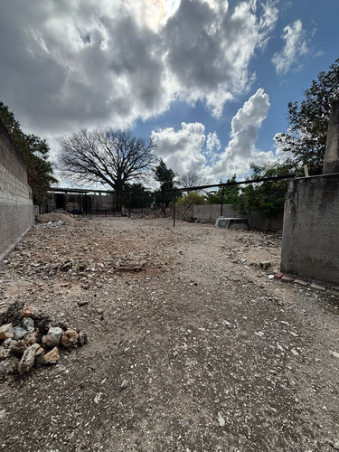 Terreno De 751.97 M2 En Venta O Renta En El Barrio De San Sebastián