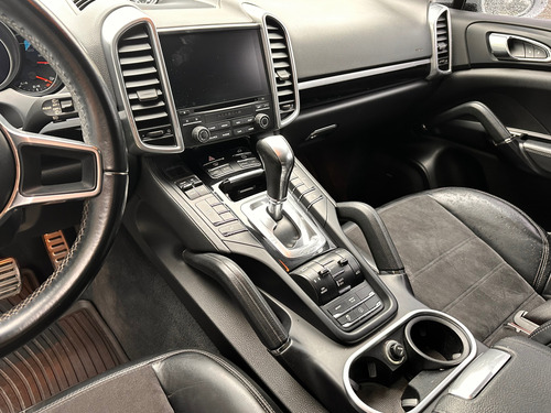 Porsche Cayenne S Platinum Edition